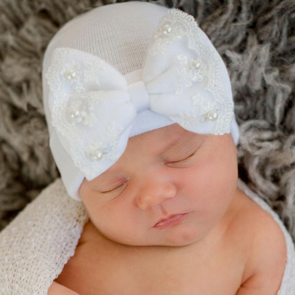 ILYBEAN PEARL AND LACE BOW