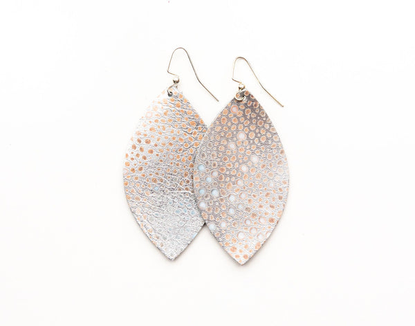EARRINGS SILVER METALLIC SPECKLED LEATHER LARGE