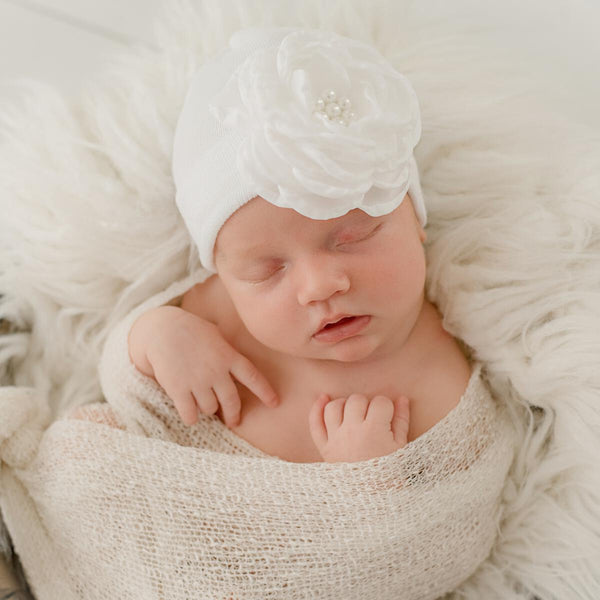 ILYBEAN WHITE SILK FLOWER WITH PEARLS